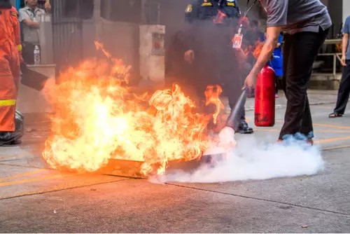 Course Set – Fire Warden, Chief Warden, Fire Extinguisher and First Attack Firefighting training (PUAFER005, PUAFER006, PUAFER008 & CPPFES2005)